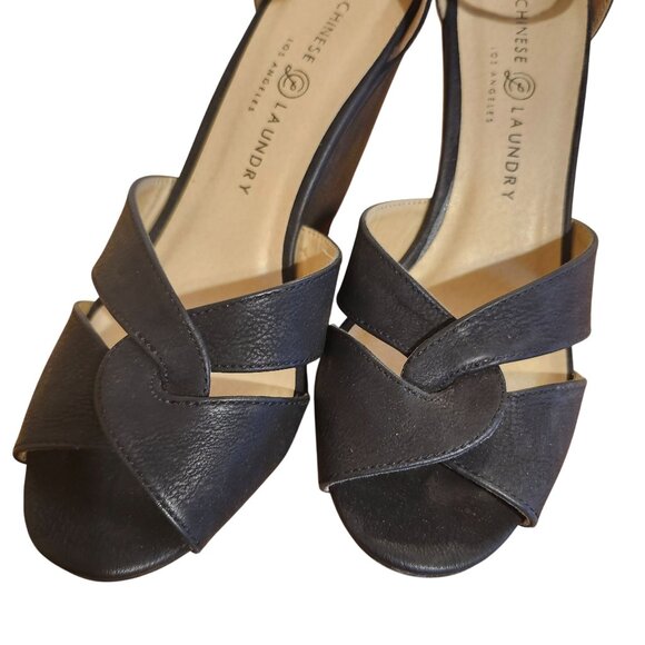 Chinese Laundry Women’s Size 8.5 Calais Black Wedge Sandals Ankle Strap Heels - Picture 3 of 10